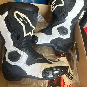 Alpinestars S-MX 5 Black and White Boots Woman’s - Only worn once